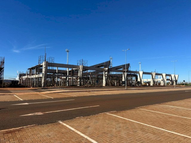 Obra do novo terminal ganha corpo e aeroporto de Dourados avança para nova fase de expansão