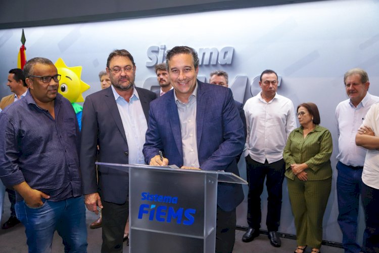 Prefeito Paleari assina adesão a programa que poderá garantir até 20